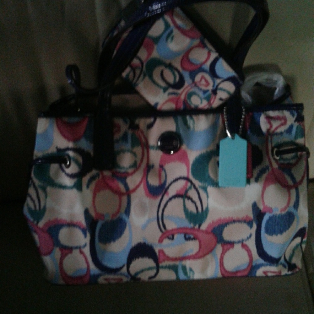 New Coach purse and wristlet